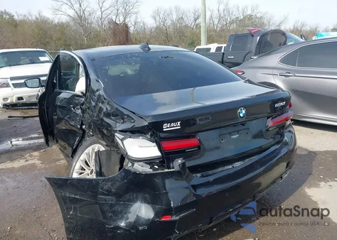 2022 BMW 530 I z USA, uszkodzony, nr VIN WBA53BH02NWX41989